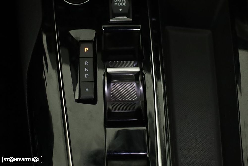 Peugeot 3008 1.6 Hybrid Allure e-EAT8 - 14