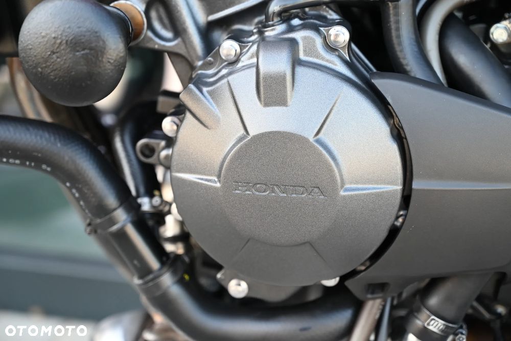 Honda Hornet - 17