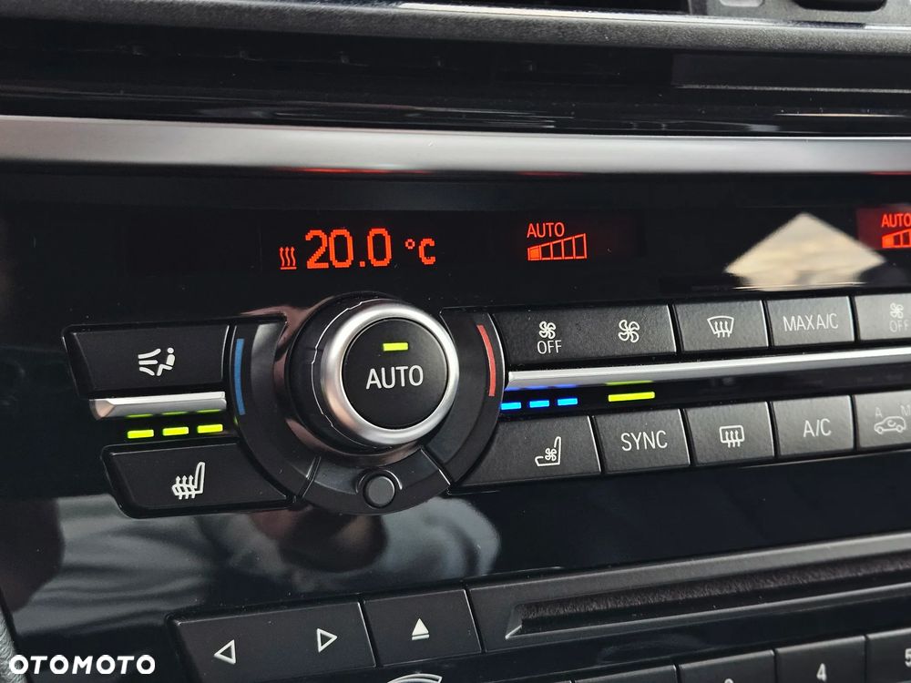 BMW X5 xDrive25d - 29