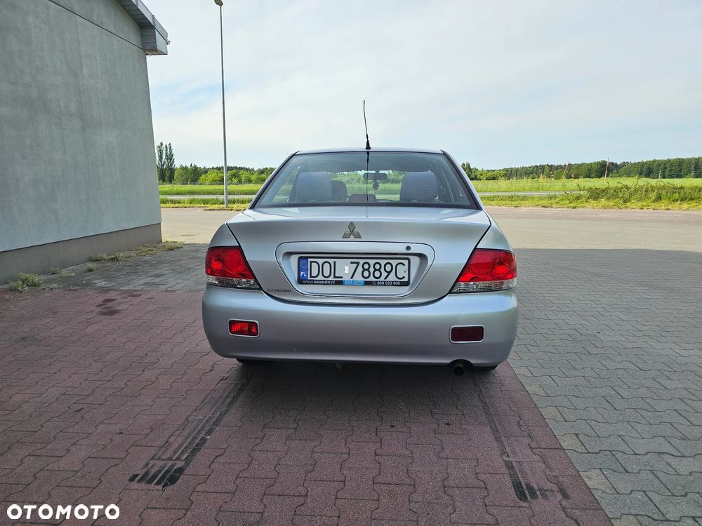 Mitsubishi Lancer 1.6 Comfort - 5