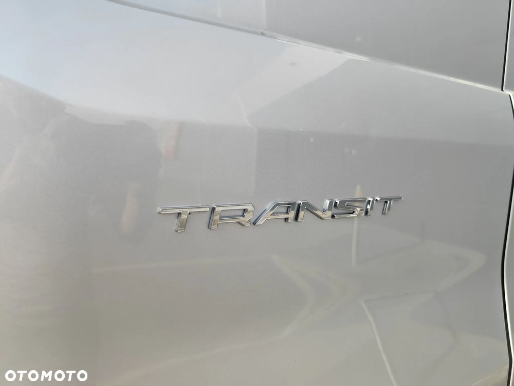 Ford Transit - 11