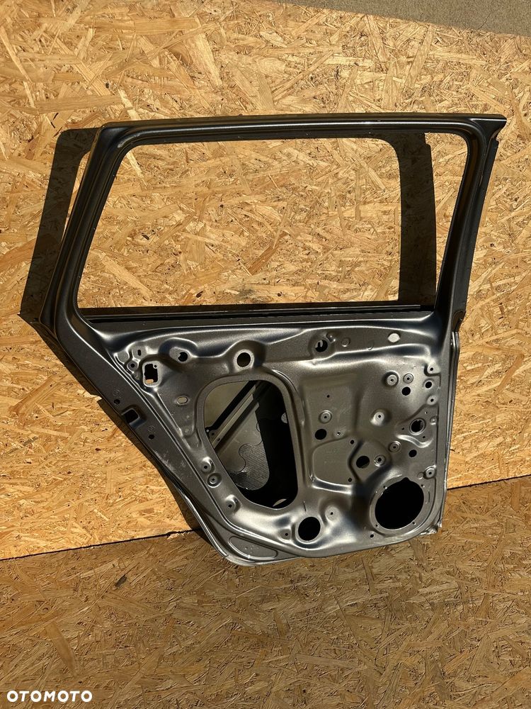 Skoda Kamiq 568 drzwi tylne lewe lewy tył - 7