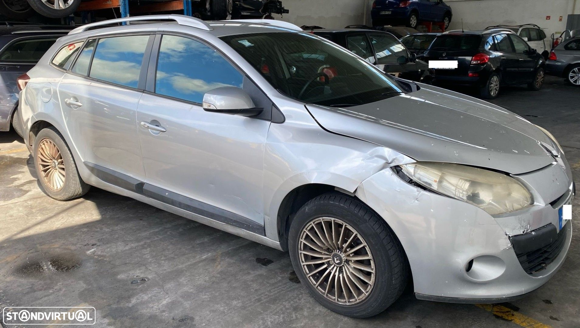 RENAULT MEGANE III Grandtour (KZ0/1) 1.5 DCI de 2011 disponível para peças - 2