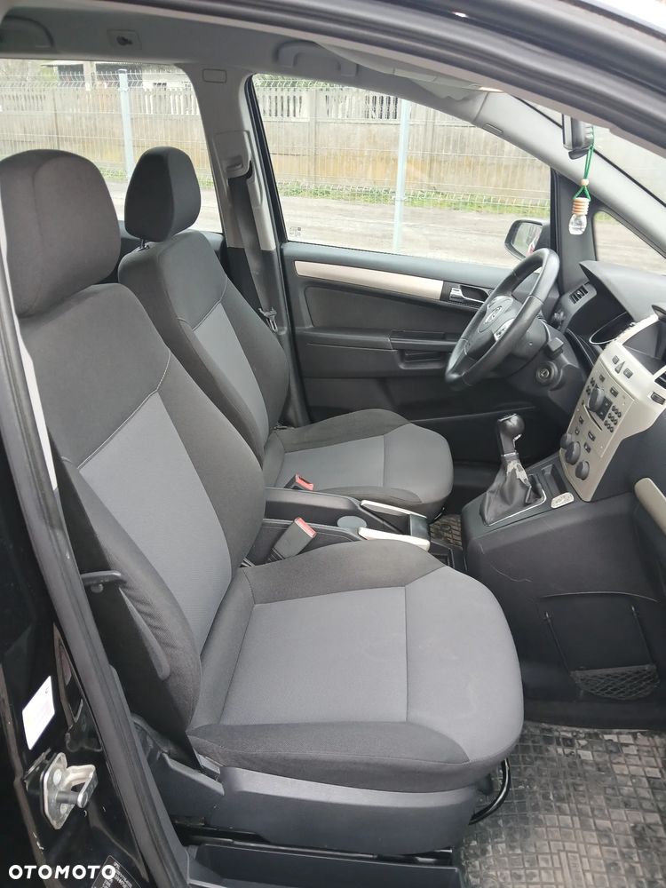 Opel Zafira 1.8 - 18