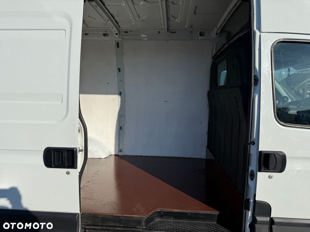 Iveco Daily/Średni/manual/Klima/Hak 3,5T/bdb stan/serwis Iveco Niemcy - 10