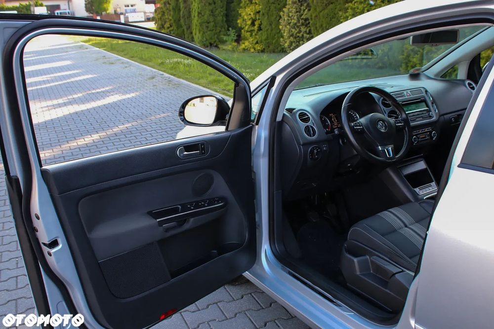 Volkswagen Golf Plus 2.0 TDI DPF MATCH - 30