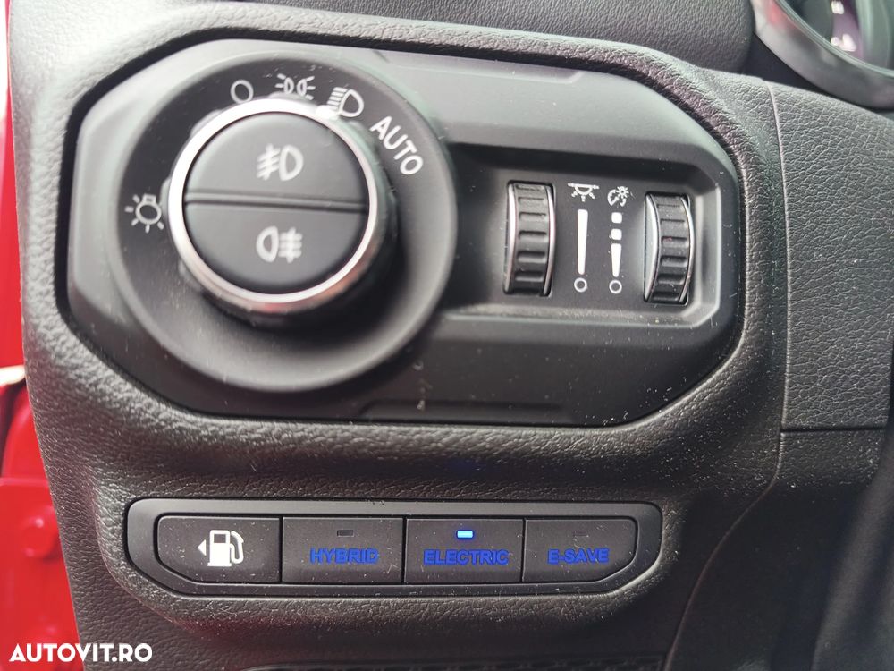 Jeep Wrangler 2.0 4xe AT8 PHEV Sahara - 7