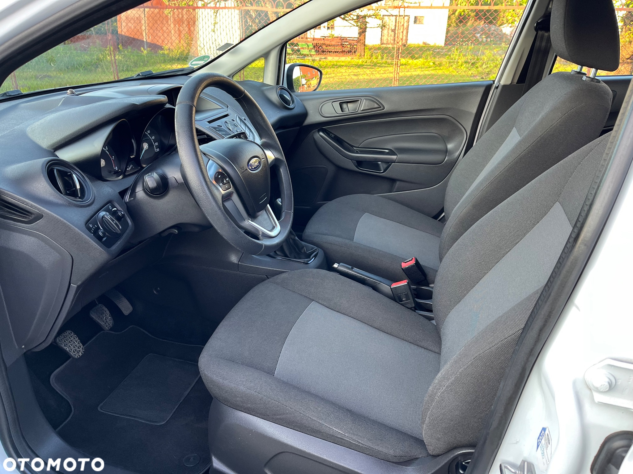 Ford Fiesta 1.25 Ambiente - 22