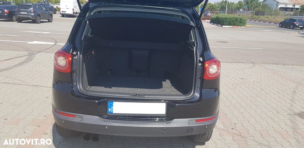 Volkswagen Tiguan 2.0 TDI CR DPF 4Motion Track&Field - 10