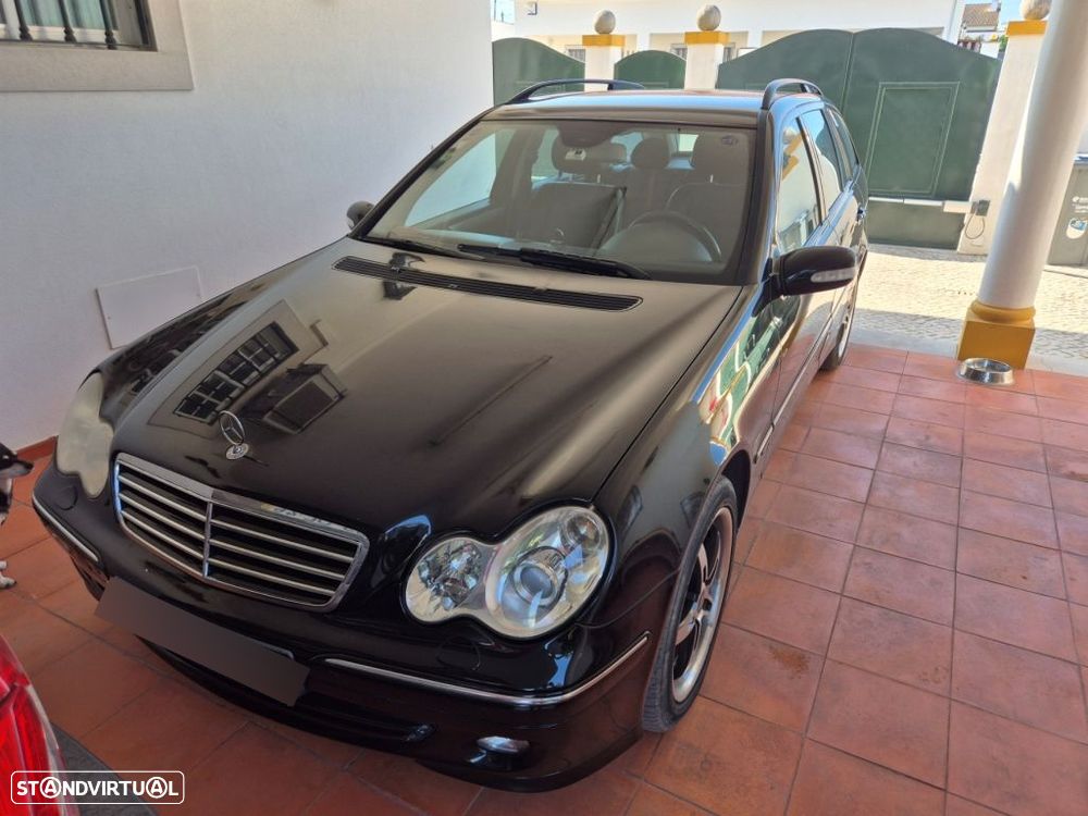 Mercedes-Benz C 220 CDI Auto Avantgarde - 24