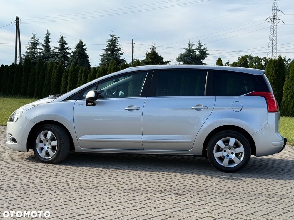 Peugeot 5008 - 4