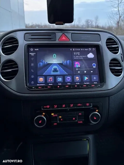 Volkswagen Tiguan - 14