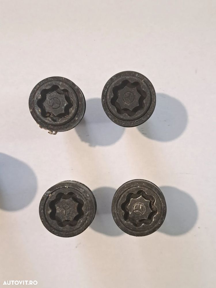 Set 4 prezoane + cheie antifurt Originale Mercedes W169 W176 W204 W205 C117 W213 X156 X253 X204 W222 - 2