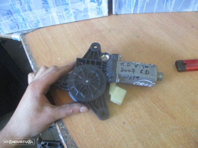 Motor Elevador Vidro 0130821940 MERCEDES W639 2007 FD - 1