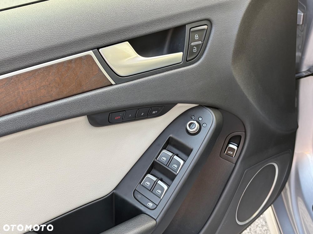Audi A4 Limousine 2.0 TFSI Quattro S tronic - 33
