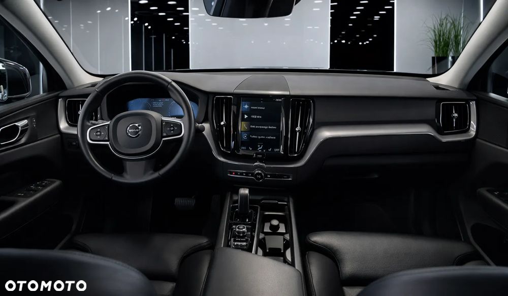 Volvo XC 60 B4 D AWD Momentum Pro - 6