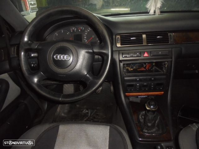 Carro MOT: AVG AFN CXVEL: EEN AUDI A6 2000 1.9TDI 110CV 5P AZUL DIESEL - 9