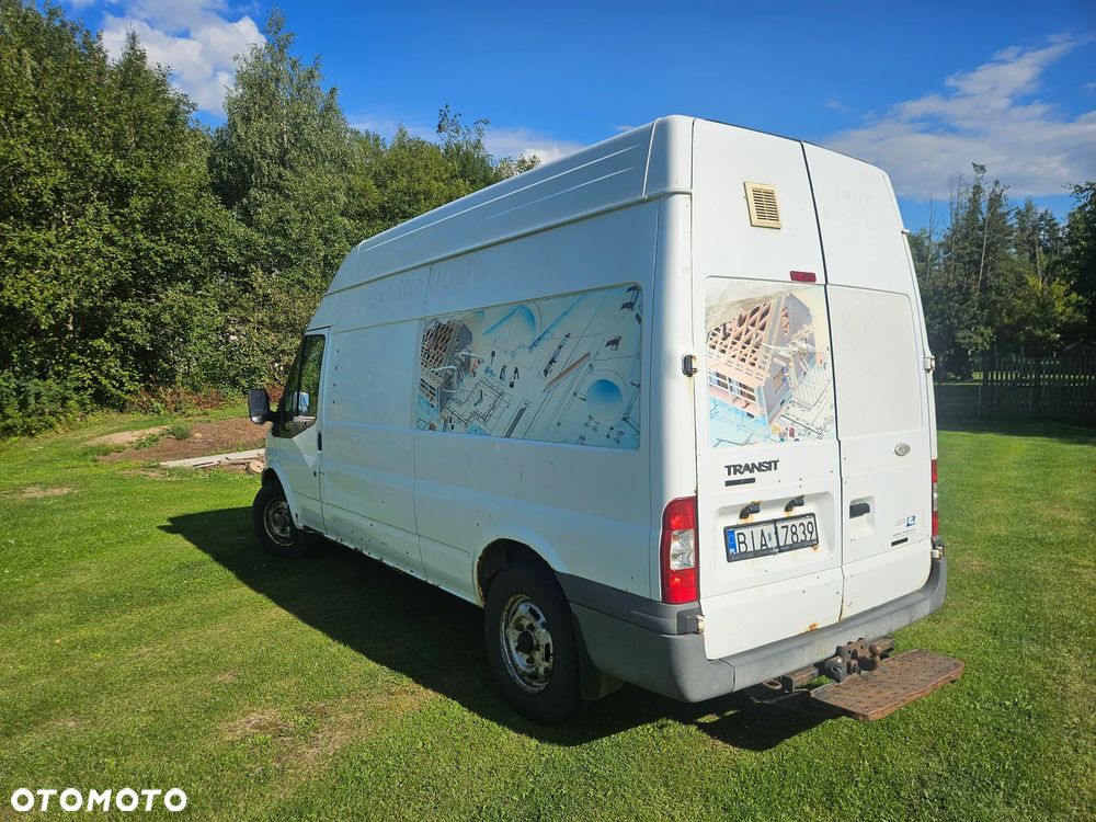 Ford Transit 350L - 8