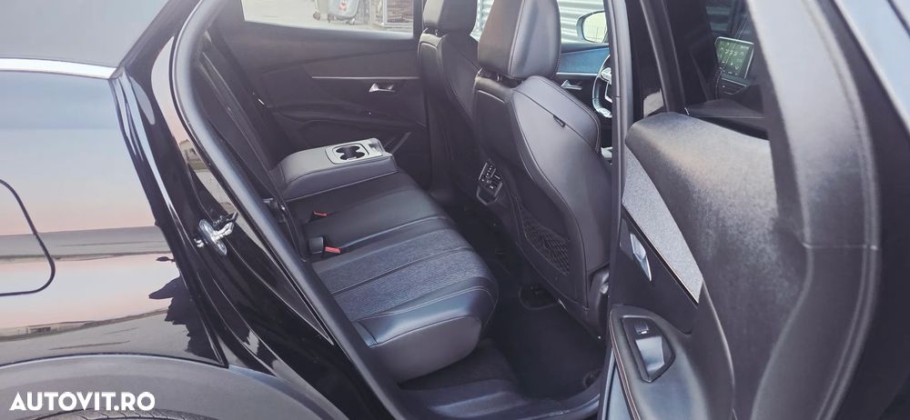 Peugeot 3008 1.2 PureTech Turbo S&S GT-Line - 14