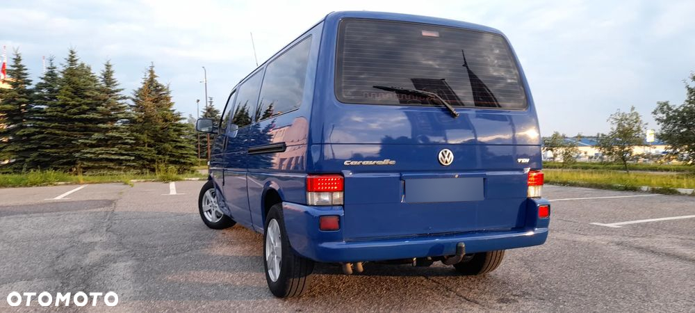 Volkswagen Caravelle - 4