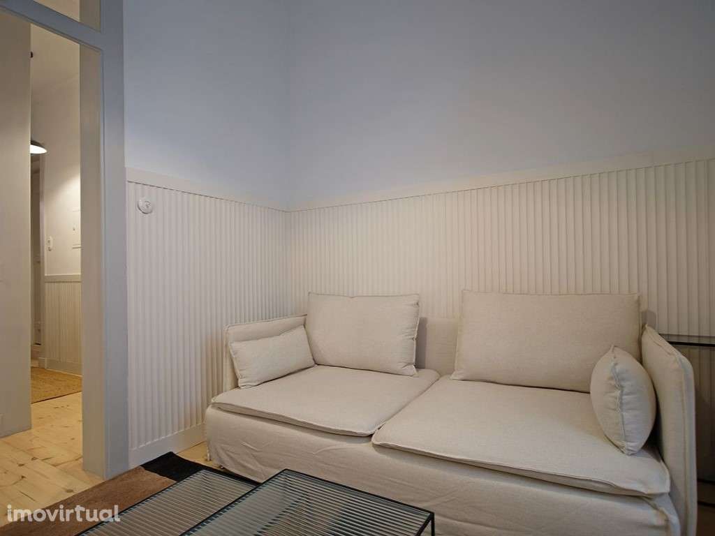 T2 + closet + Pateo. 75m2 area + 27m2 de Pateo totalmente renovada - Grande imagem: 3/28