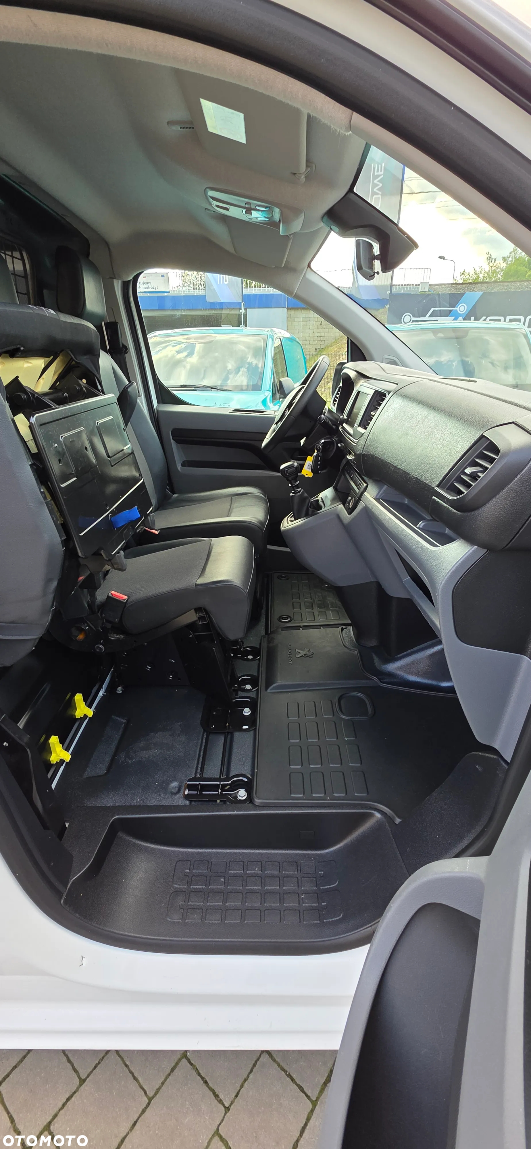 Peugeot Expert 2.0 Bluehdi 120KM L3H1 - 13