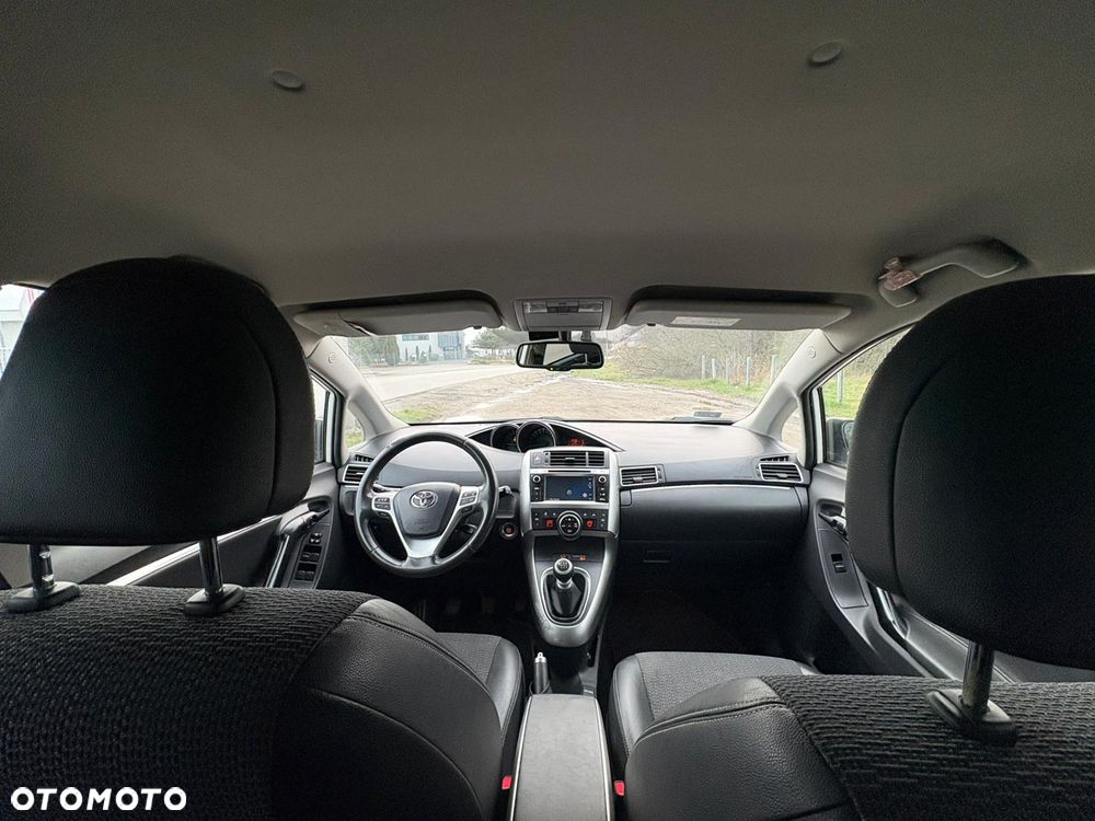 Toyota Verso 1.8 Prestige 7os - 7