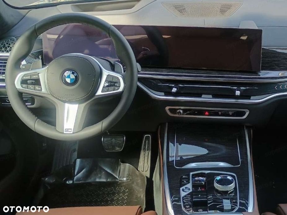 BMW X7 - 6