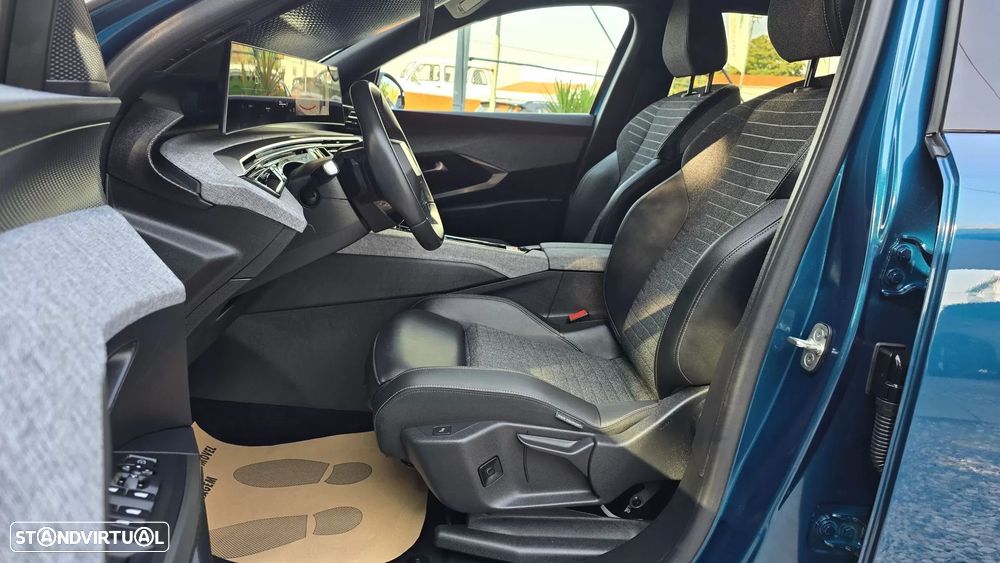 Peugeot 5008 1.2 Hybrid Allure e-DCS6 - 14