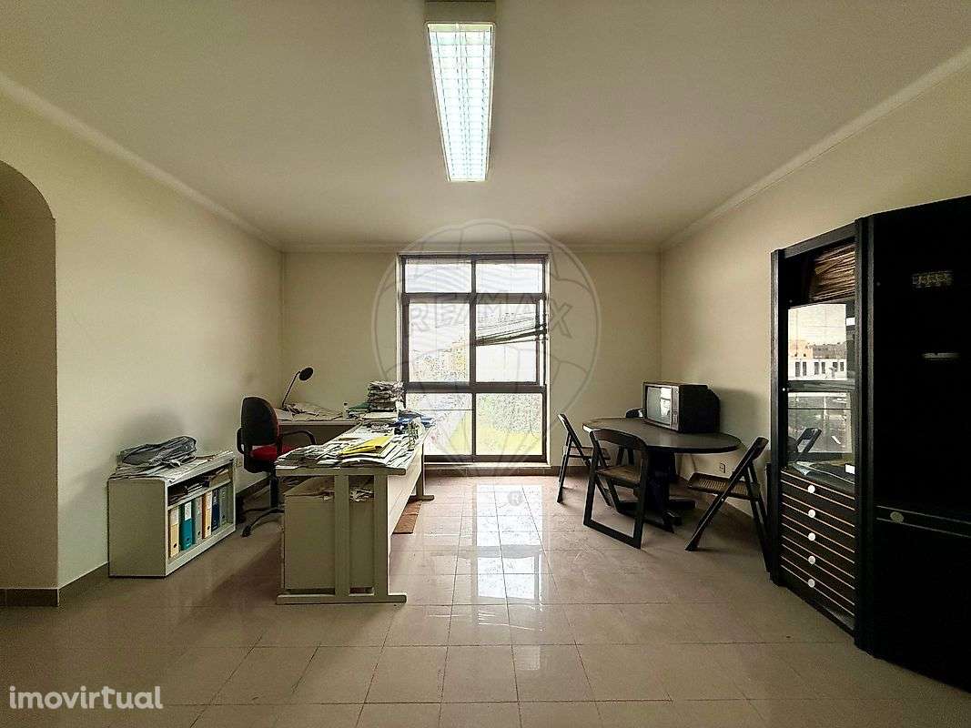 Apartamento T1 para venda - Grande imagem: 2/11