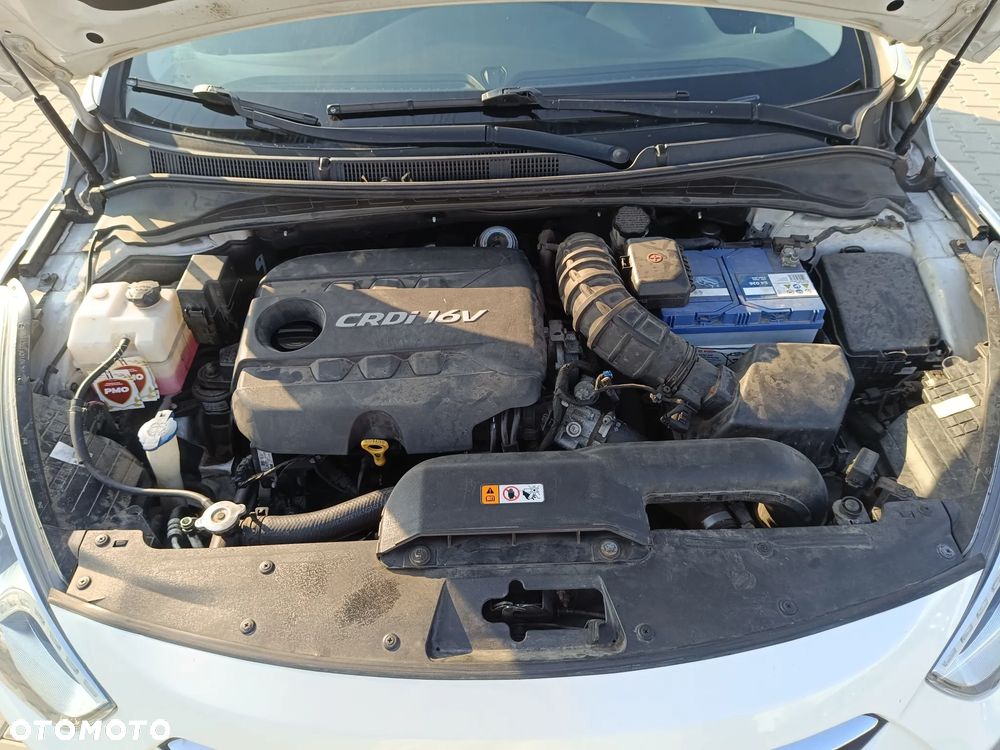 Hyundai i40 i40cw 1.7 CRDi Fifa World Cup Edition - 15