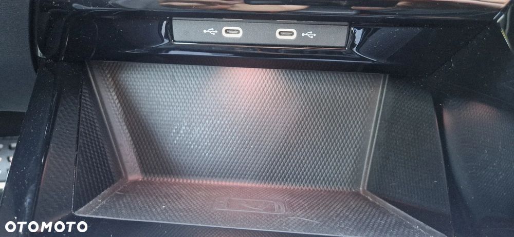 Volkswagen Golf 2.0 TDI SCR DSG R-Line - 37