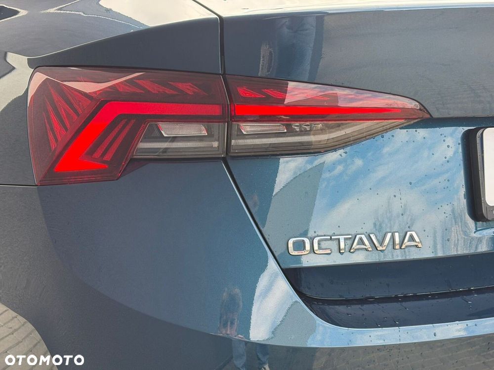 Skoda Octavia 2.0 TDI Ambition DSG - 17