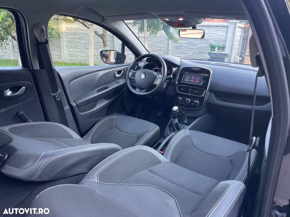 Renault Clio - 7