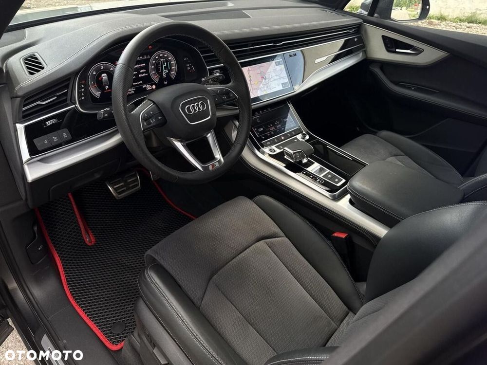 Audi Q7 - 10