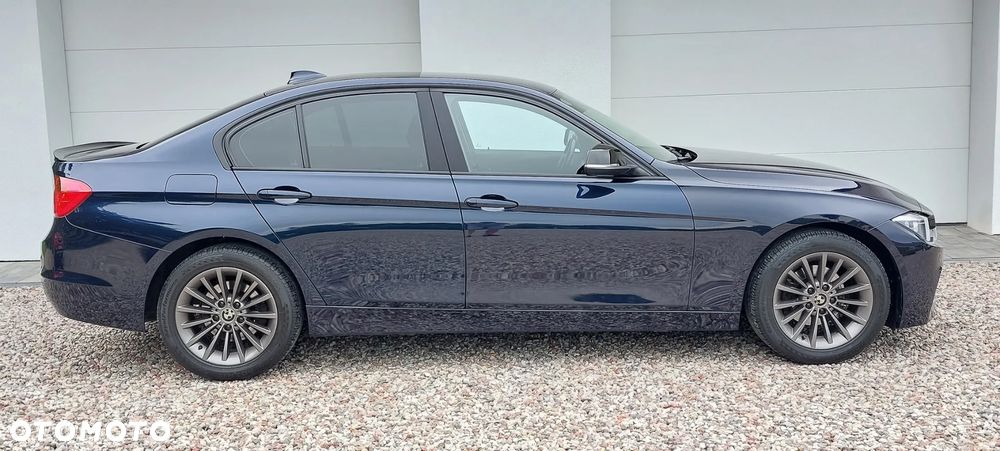 BMW Seria 3 316d Sport Line - 4