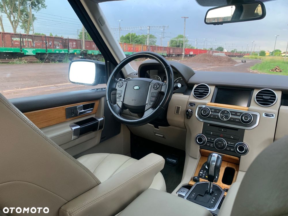 Land Rover Discovery 5.0 V8 HSE - 22