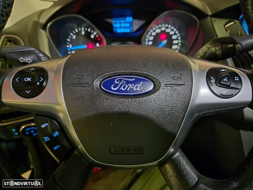 Ford Focus SW 1.6 TDCi Titanium Best - 21