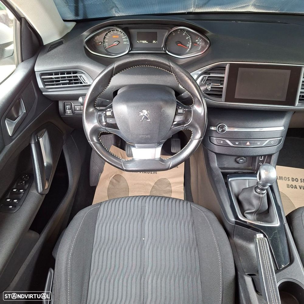 Peugeot 308 SW 1.2 PureTech Style - 9