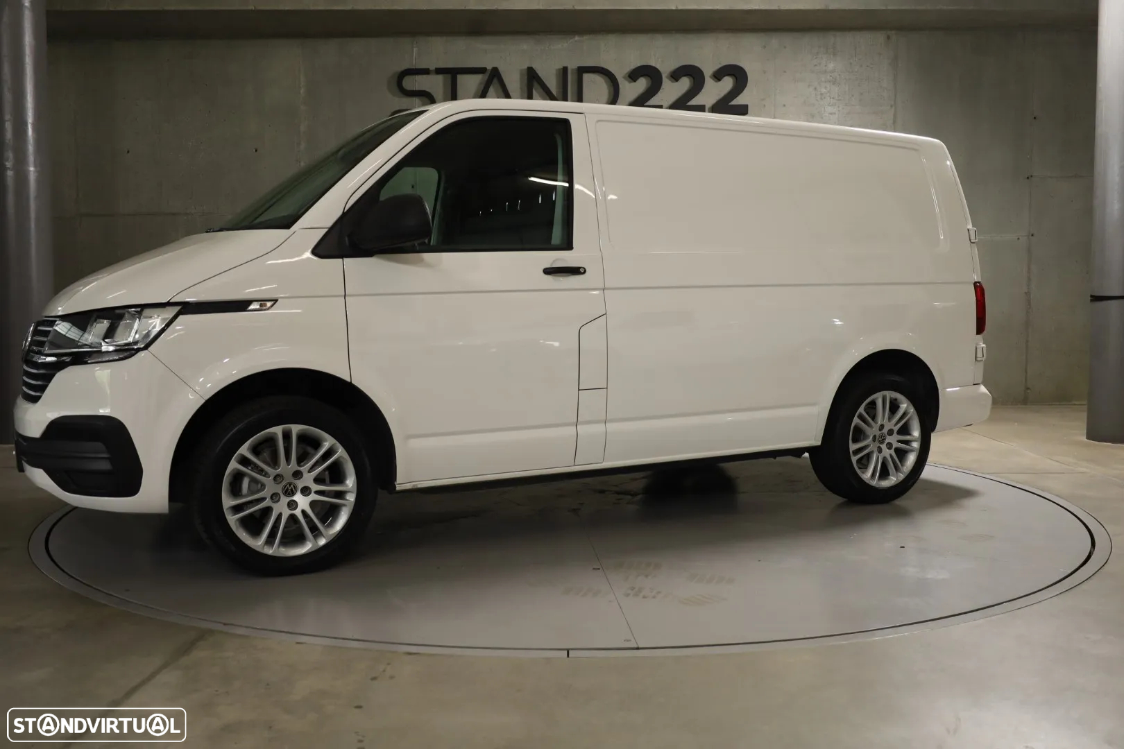 VW Transporter 2.0 TDI Business - 9