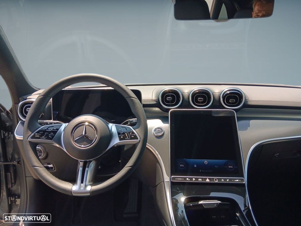 Mercedes-Benz C 300 e Avantgarde — fotografia 12