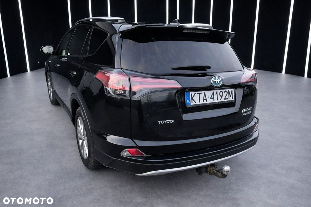 Toyota RAV4 - 6