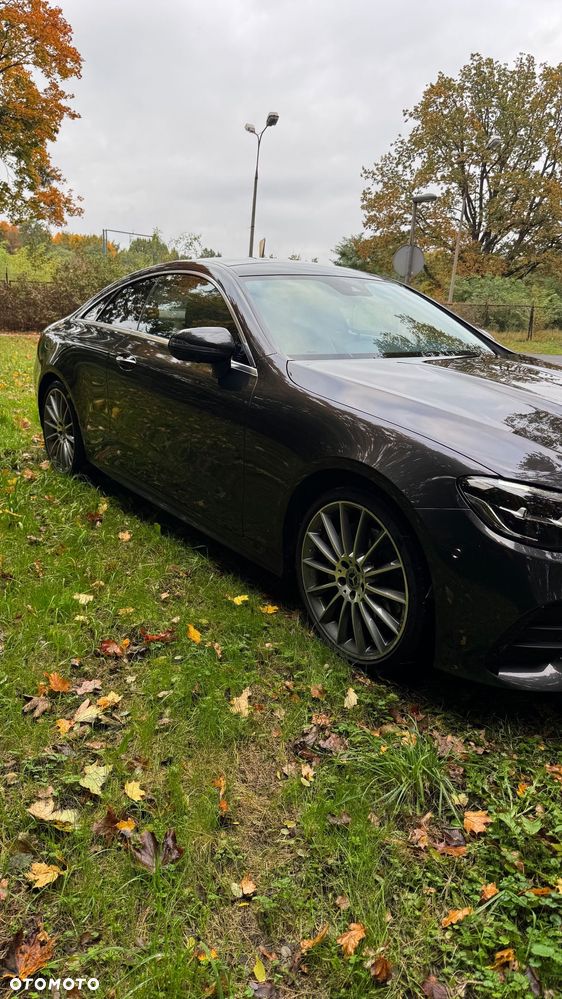 Mercedes-Benz Klasa E 220 d Coupe 4-Matic Avantgarde - 4