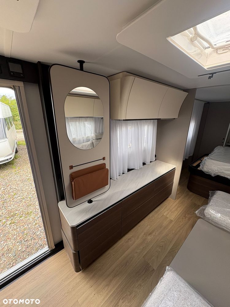 Adria ALPINA 663 HT - 21