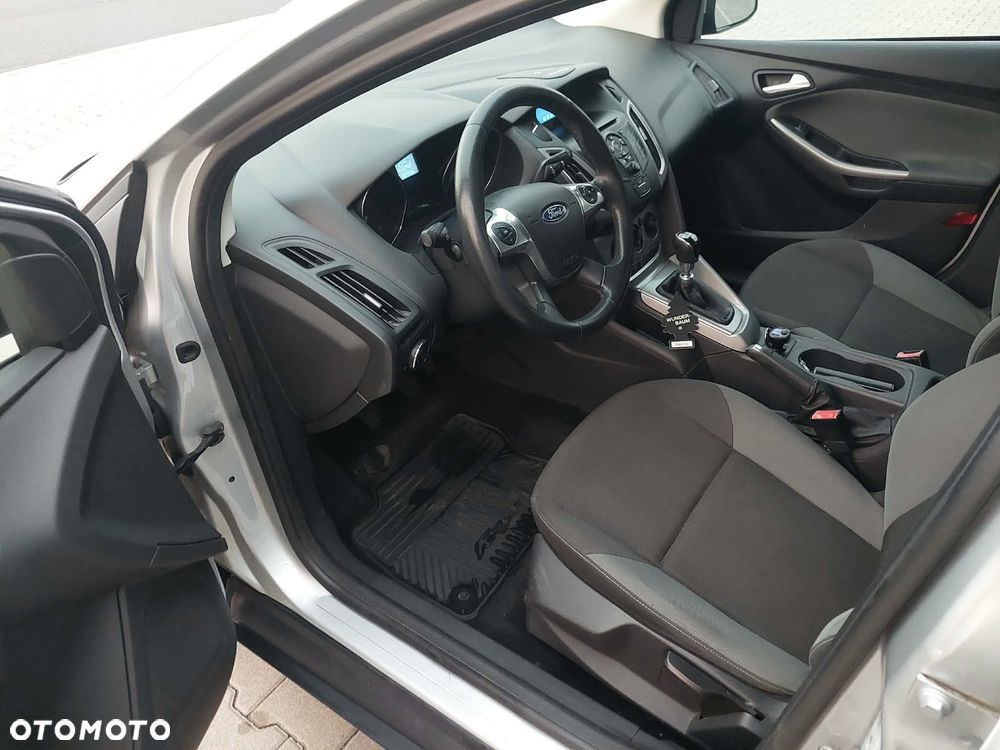 Ford Focus 1.6 TDCi Trend - 10