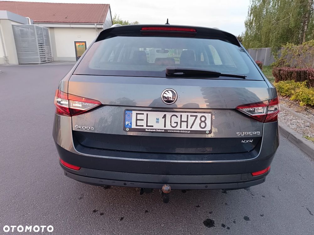 Skoda Superb 2.0 TDI SCR 4x4 Ambition DSG - 5