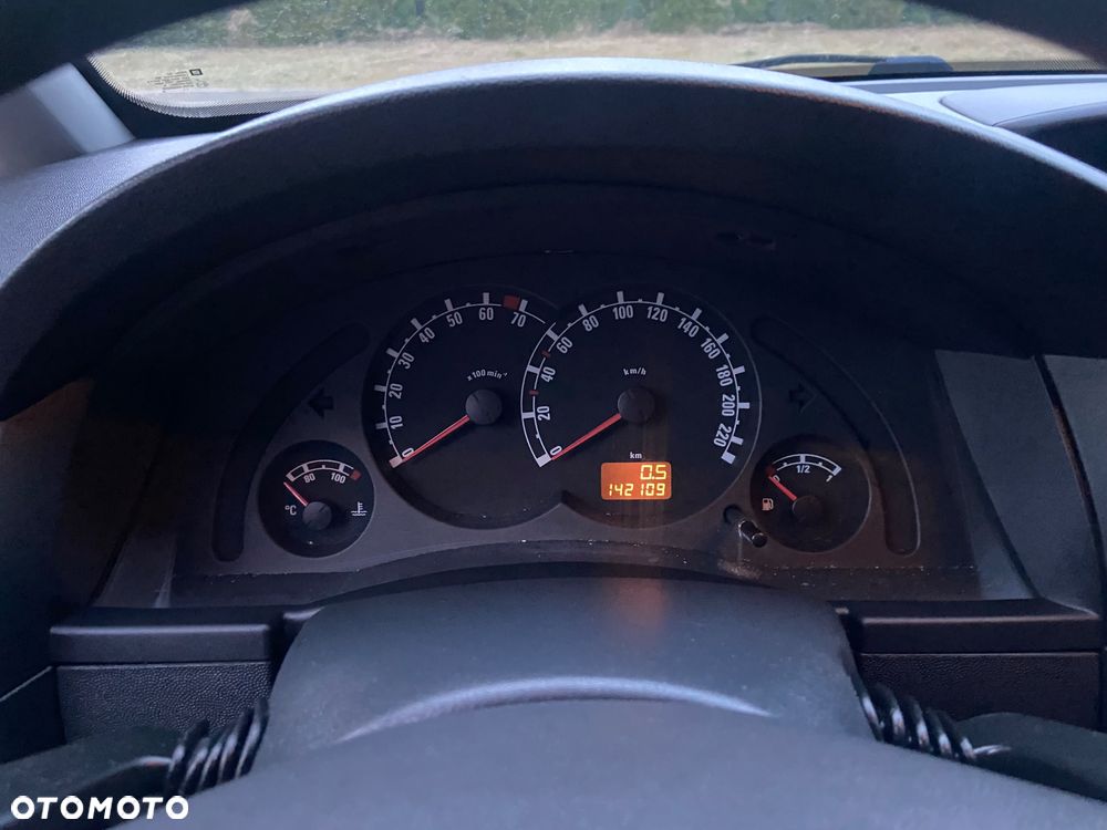 Opel Meriva - 14
