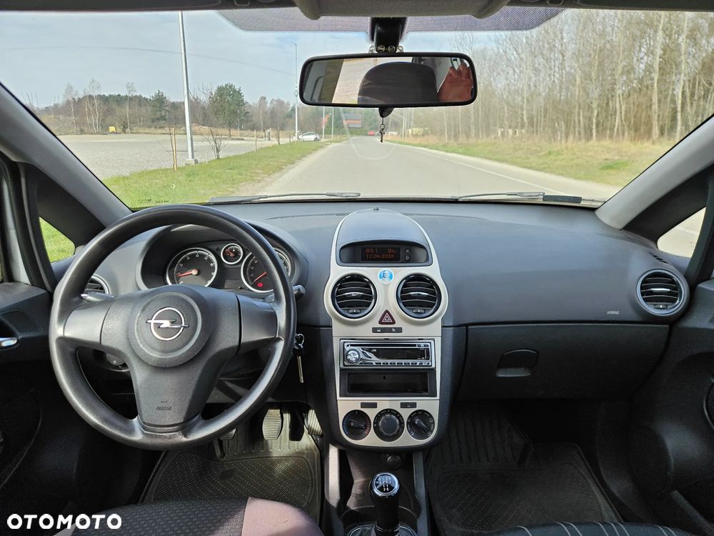 Opel Corsa 1.2 16V Enjoy - 9