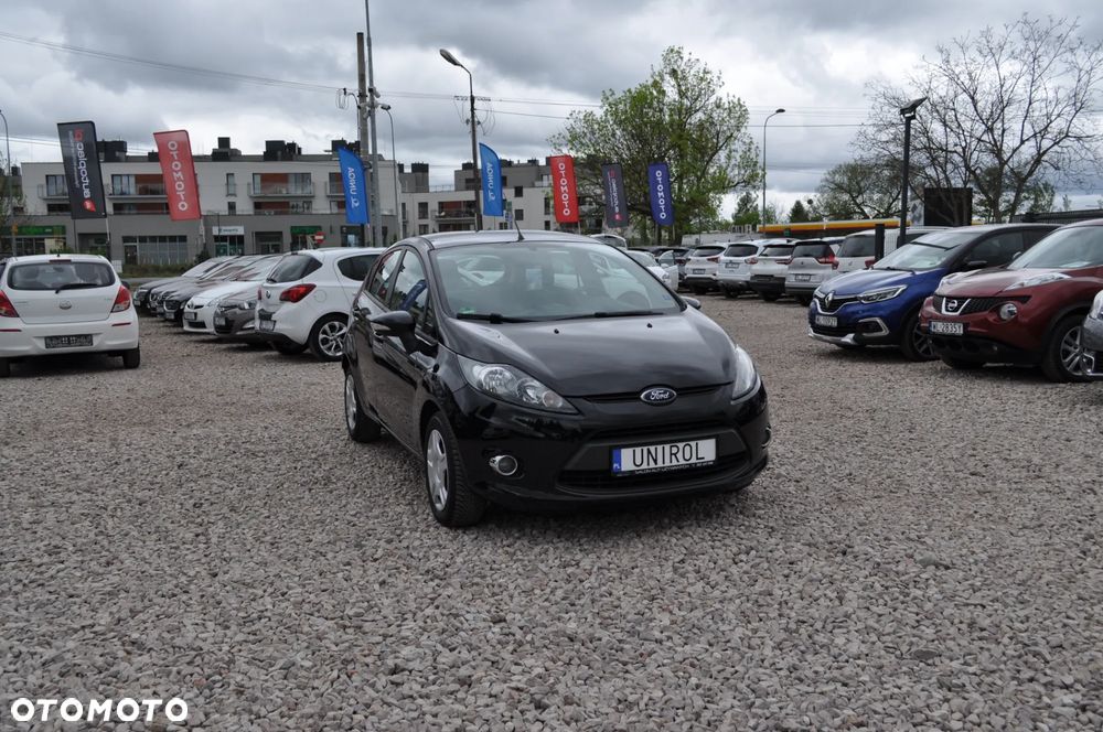 Ford Fiesta 1.25 Champions Edition - 3