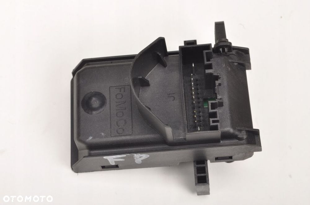 FORD FIESTA MK8 GNIAZDO OBD H1BT-14F642-AE - 2